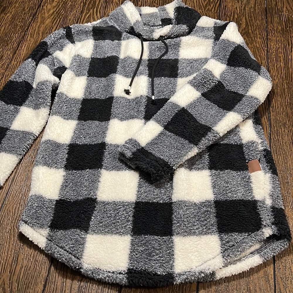 Maurices Black, Gray & White Plush Buffalo Check Pullover Hoodie